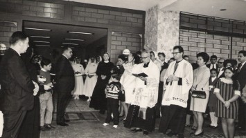 Inauguração do Divina Providência com a presença do arcebispo de Porto Alegre, Dom Vicente Scherer