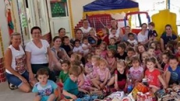 Escola Municipal de Educação Infantil Gente Miúda doou alimentos para o Hospital Santa Isabel
