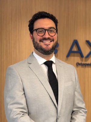 Dr. Gustavo Gervini