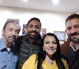 Sérgio Moraes, Marcelo Moraes, Kelly Moraes e o gerente assistencial Guilherme Mantovani