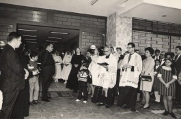 Inauguração do Divina Providência com a presença do arcebispo de Porto Alegre, Dom Vicente Scherer